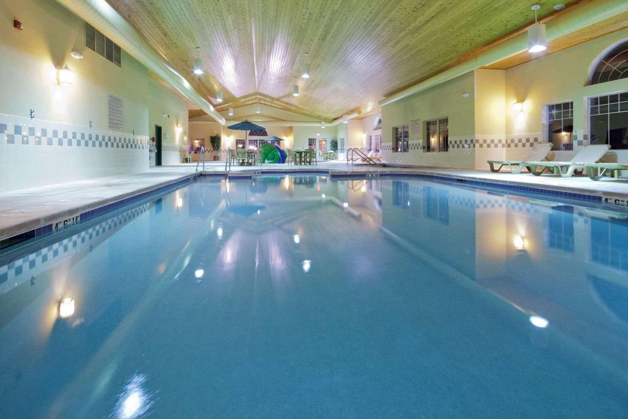 Country Inn & Suites By Radisson, Green Bay East, Wi Esterno foto